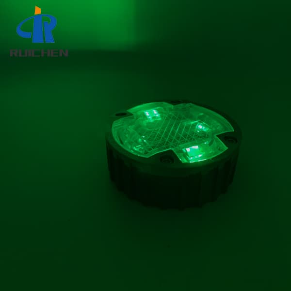 <h3>Aluminum Solar Cat Eyes Green Dock Light</h3>
